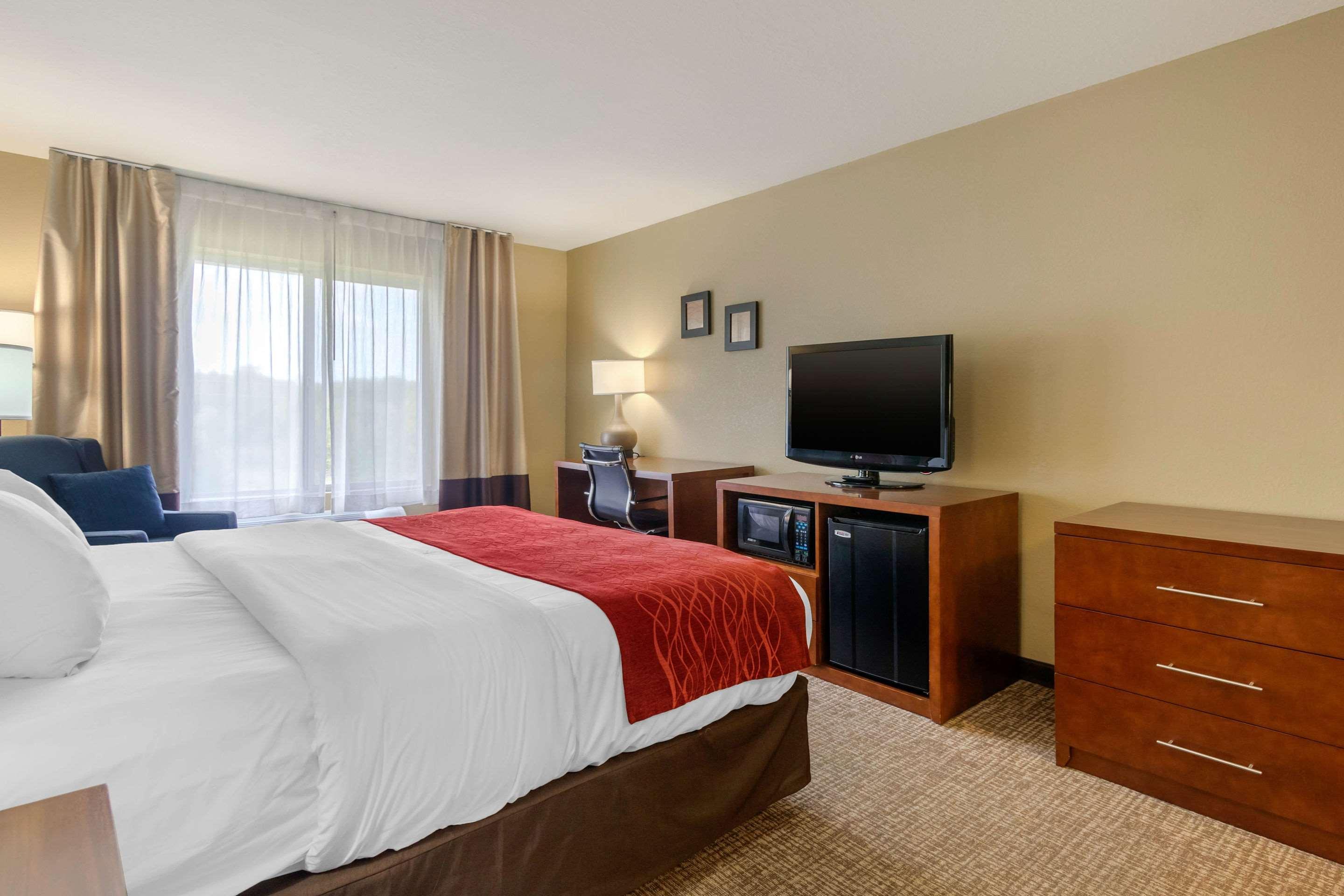 Comfort Inn & Suites Піттсбург Екстер'єр фото