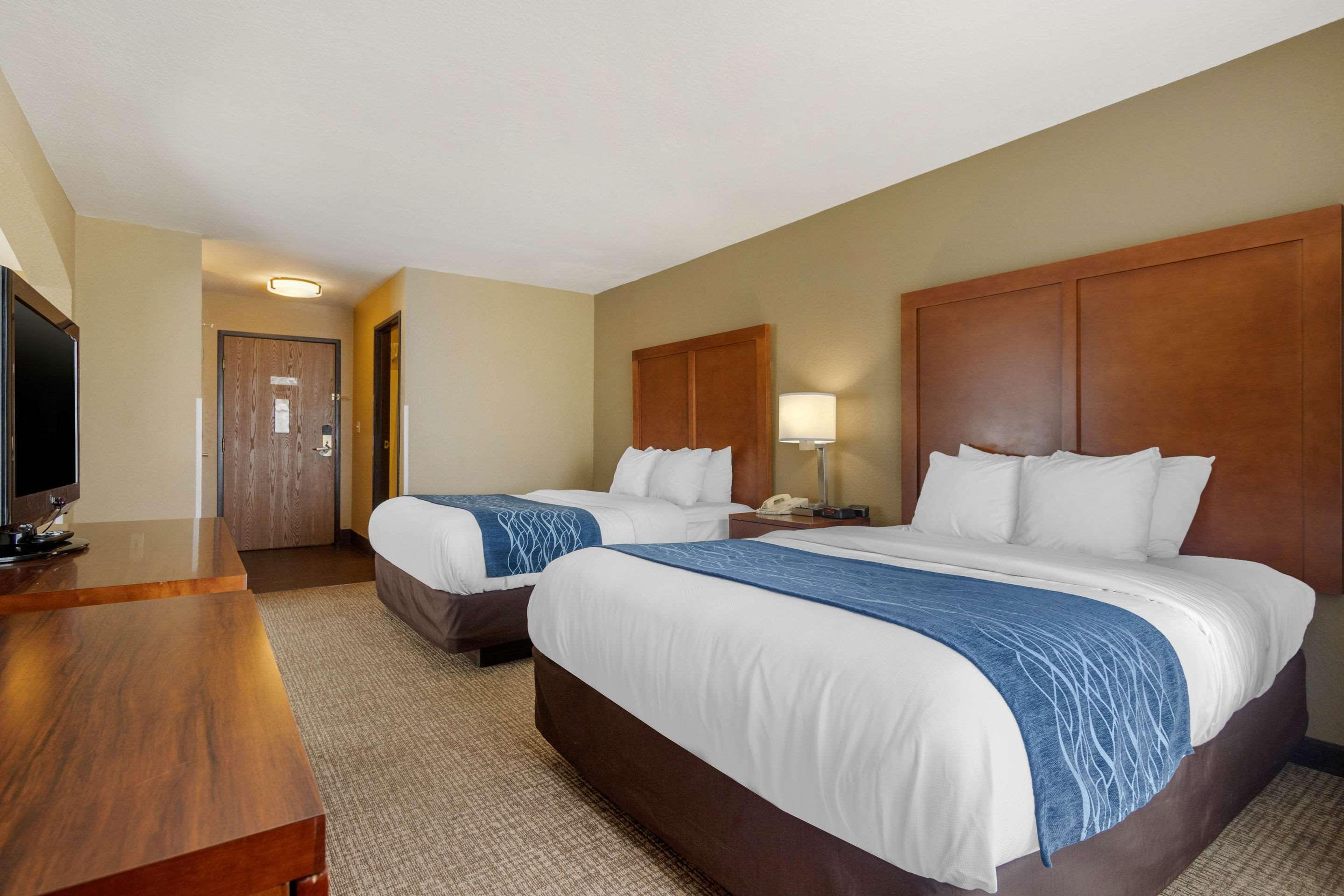 Comfort Inn & Suites Піттсбург Екстер'єр фото