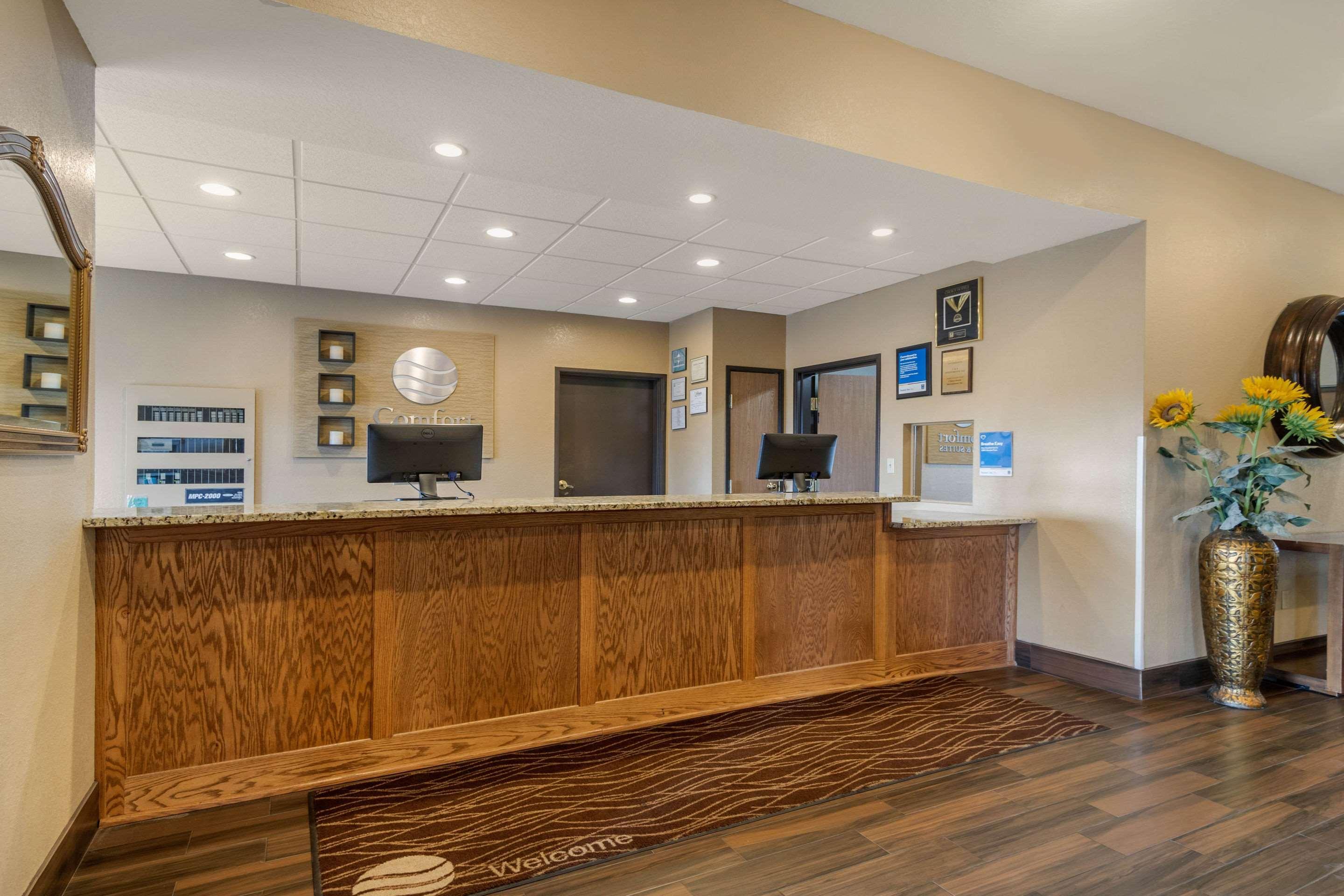 Comfort Inn & Suites Піттсбург Екстер'єр фото