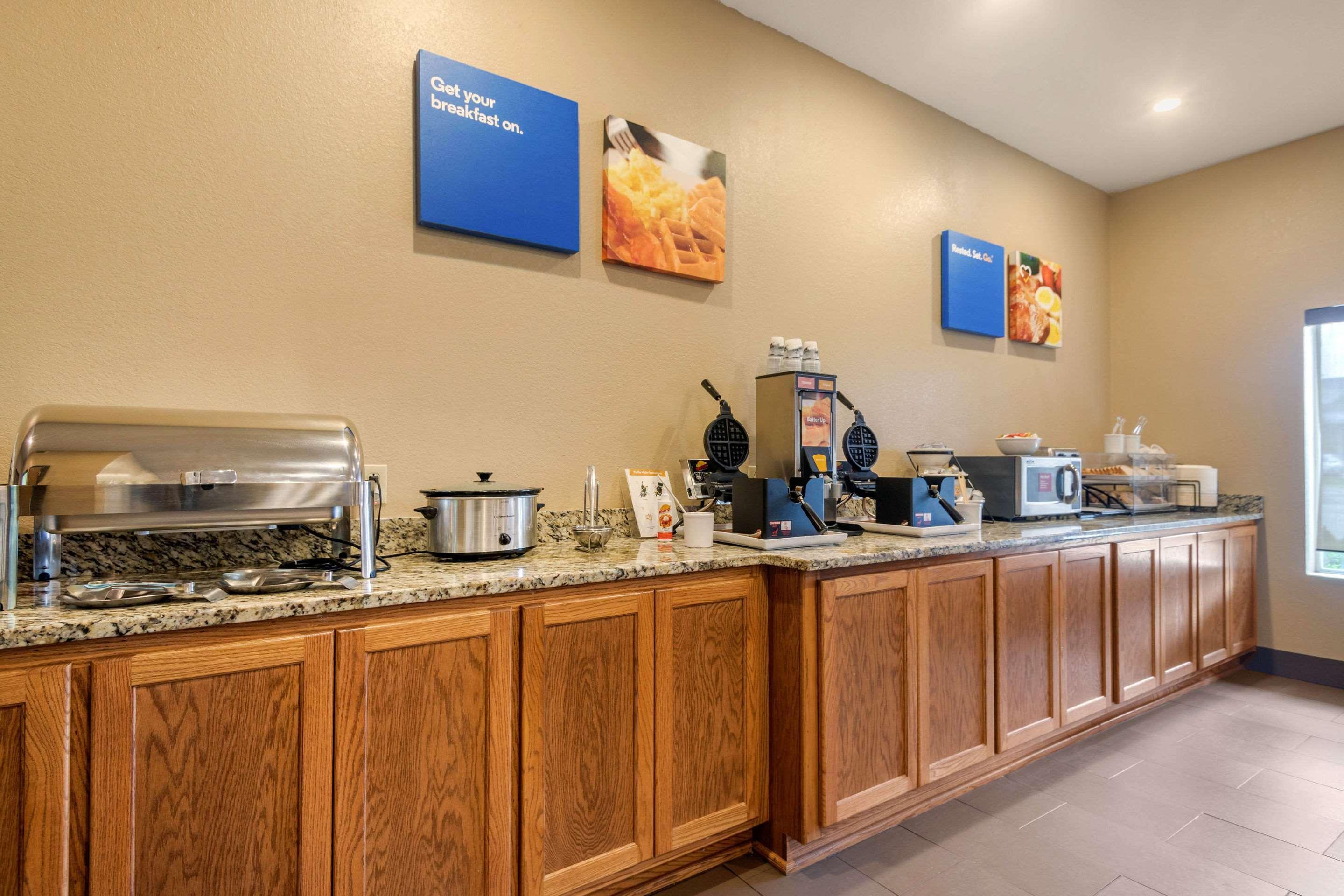 Comfort Inn & Suites Піттсбург Екстер'єр фото