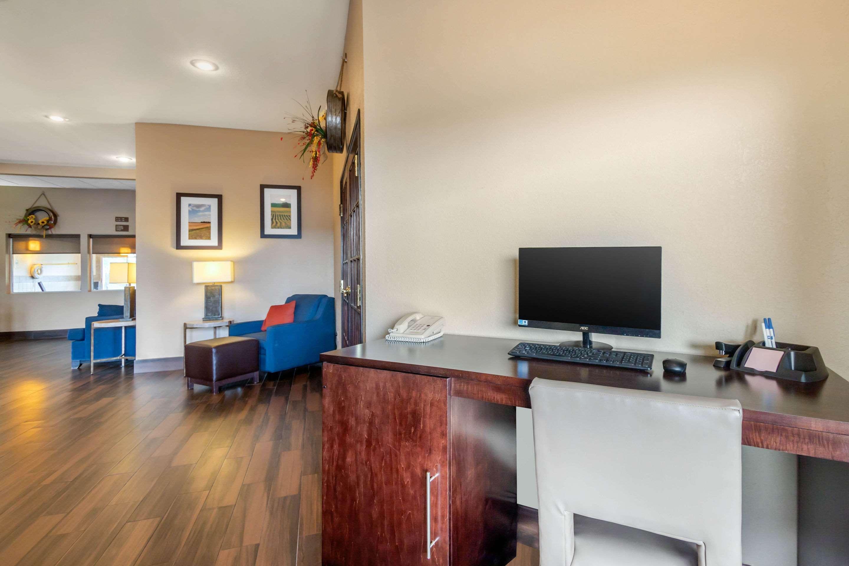 Comfort Inn & Suites Піттсбург Екстер'єр фото