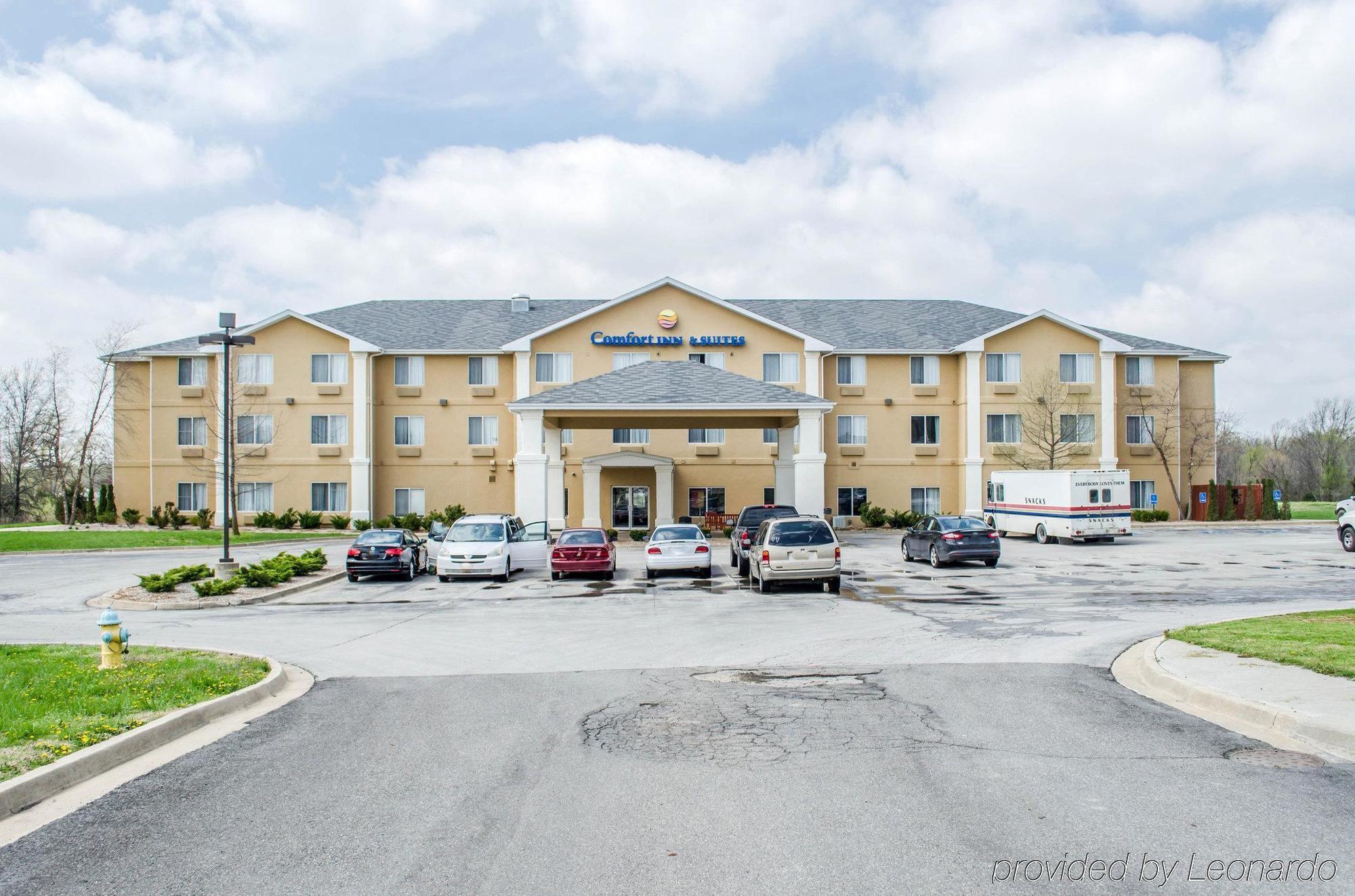 Comfort Inn & Suites Піттсбург Екстер'єр фото