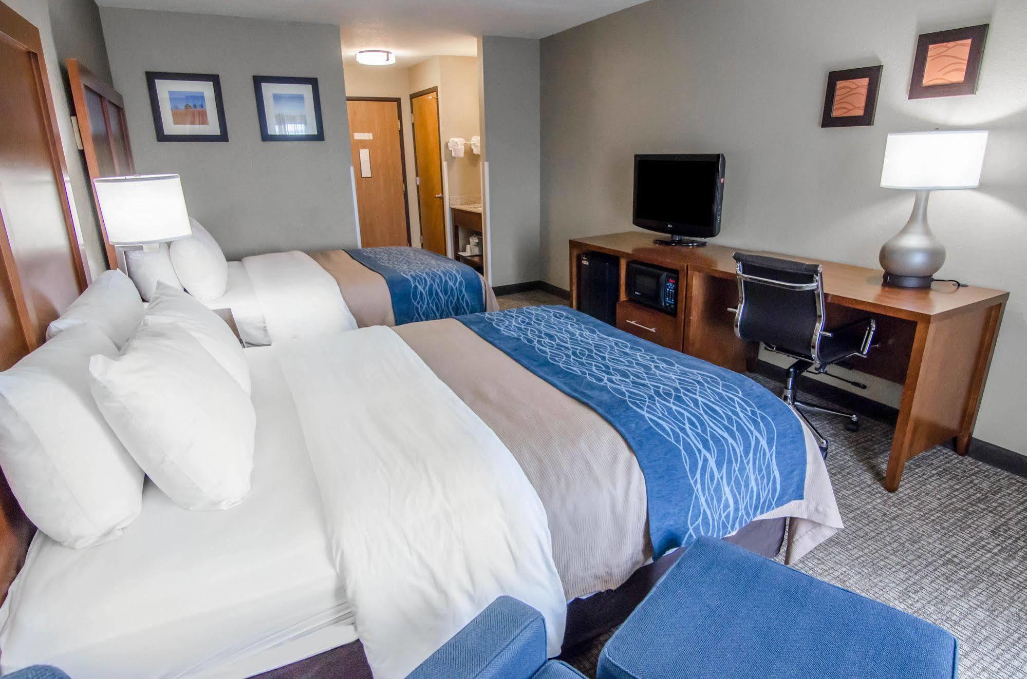Comfort Inn & Suites Піттсбург Екстер'єр фото